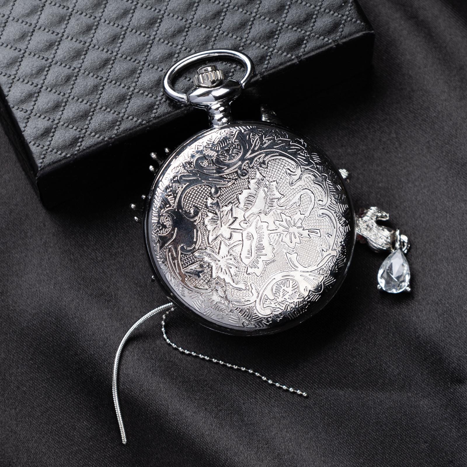 Oryeia Real Blue Morpho Butterfly Wing Pocket Watch Necklace Gothic