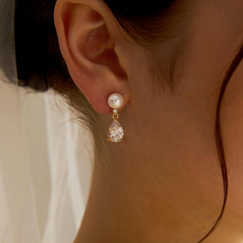 EcloraTreasures Freshwater Pearl Drop Earrings 7mm with CZ Diamond