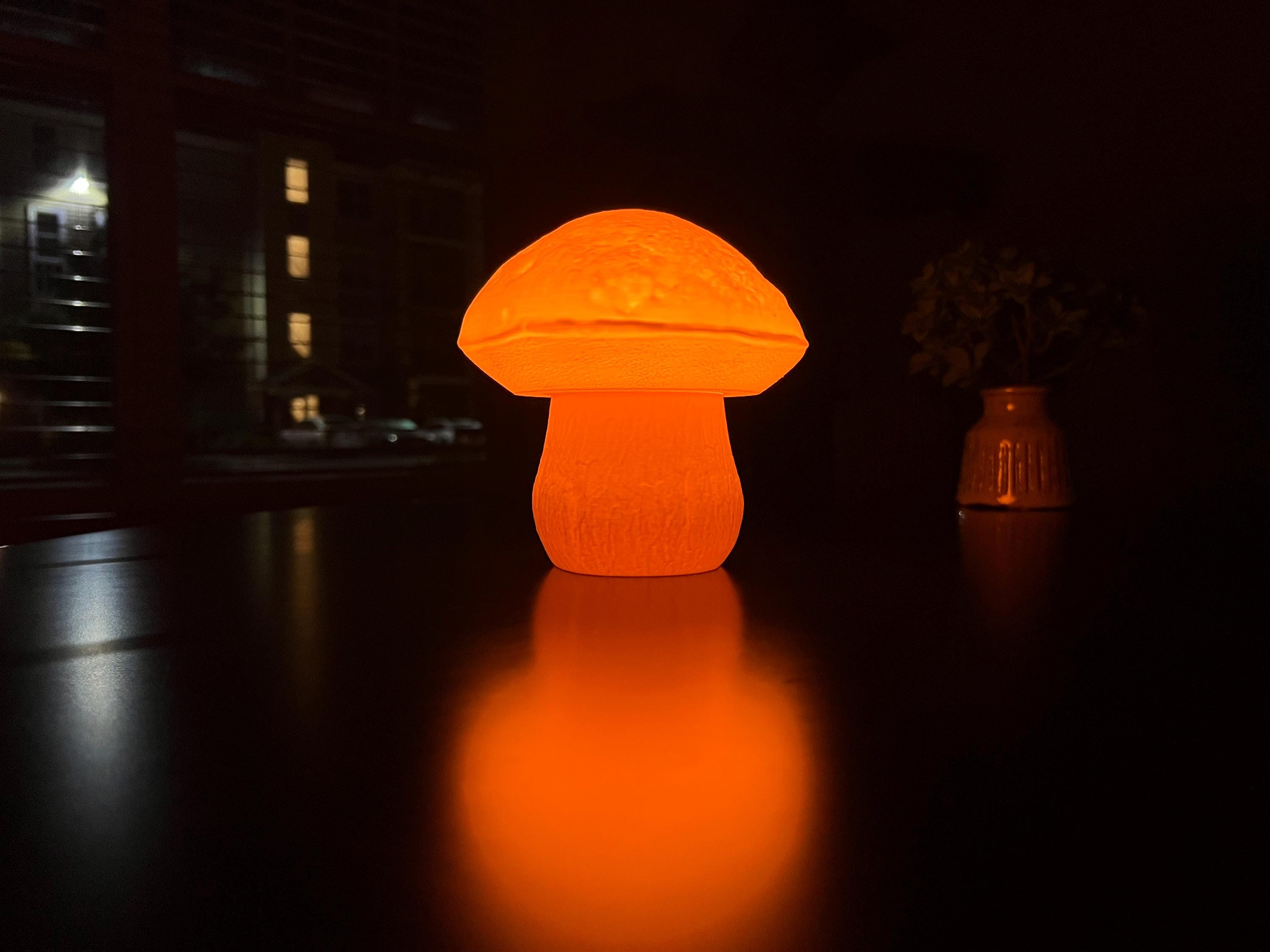 Bostonhomestudio Plug-In Mushroom Table Lamp E12 Amber Bulb 7in
