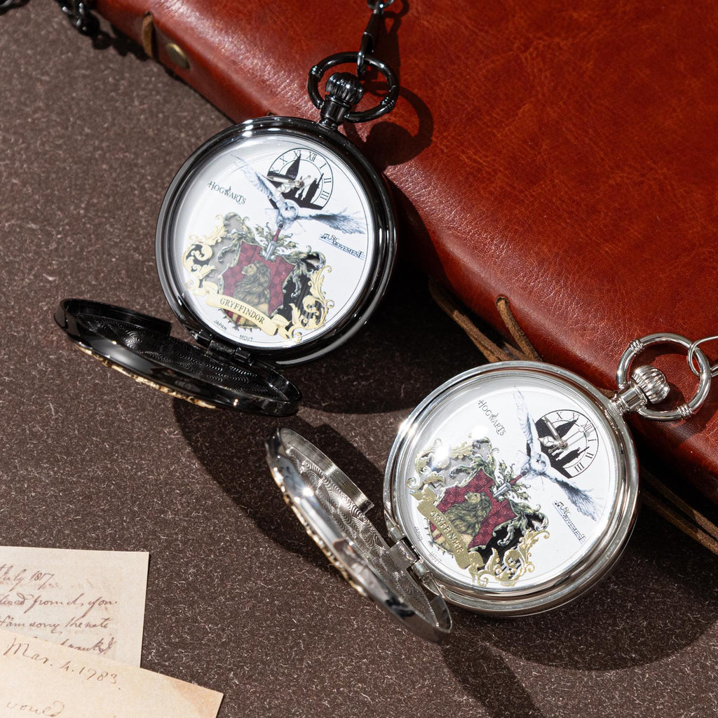 Oryeia Retro Crest Lion Musical Pocket Watch Engraved Music Box