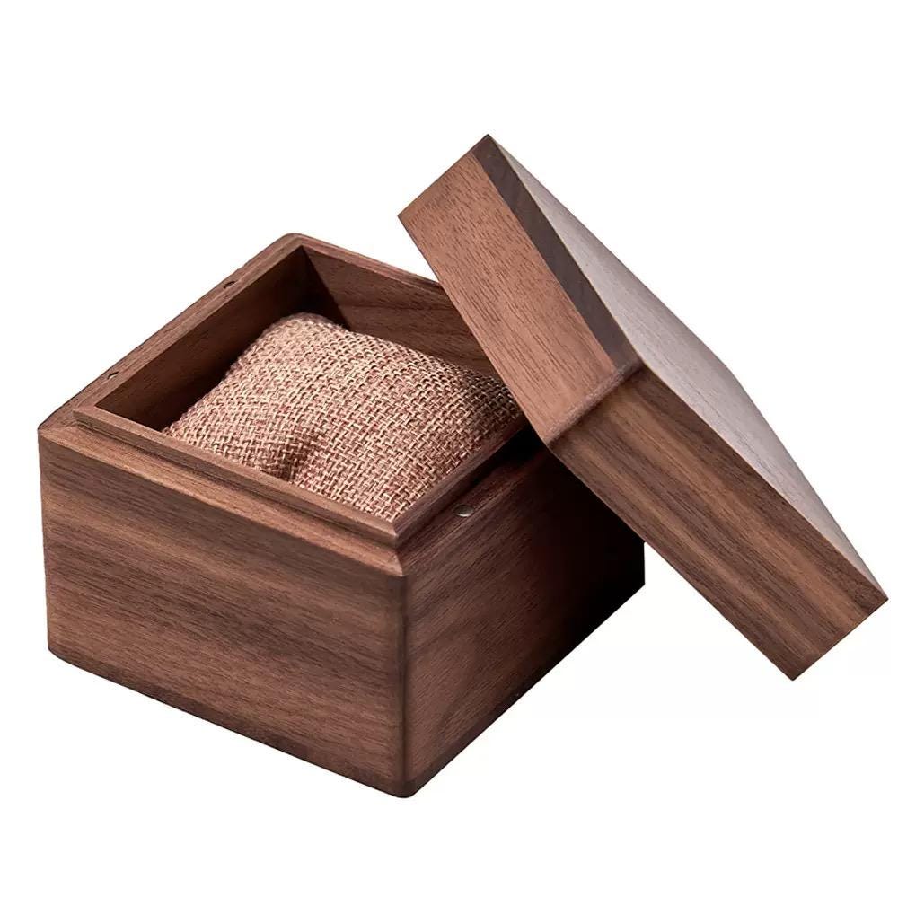 Oryeia Custom Engraved Natural Wooden Wristwatch with Leather Strap