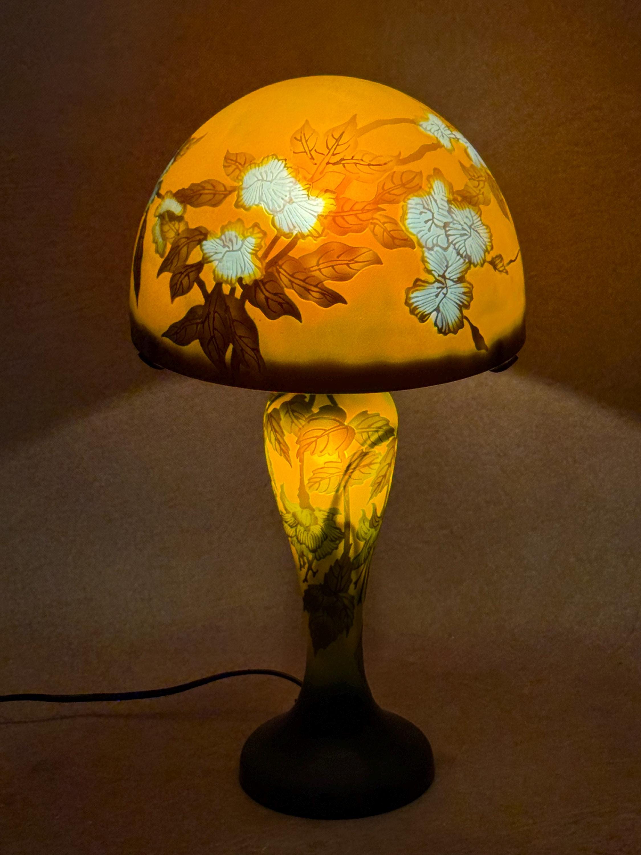 U2Antique Art Nouveau Stained Glass Table Lamp 10in Floral
