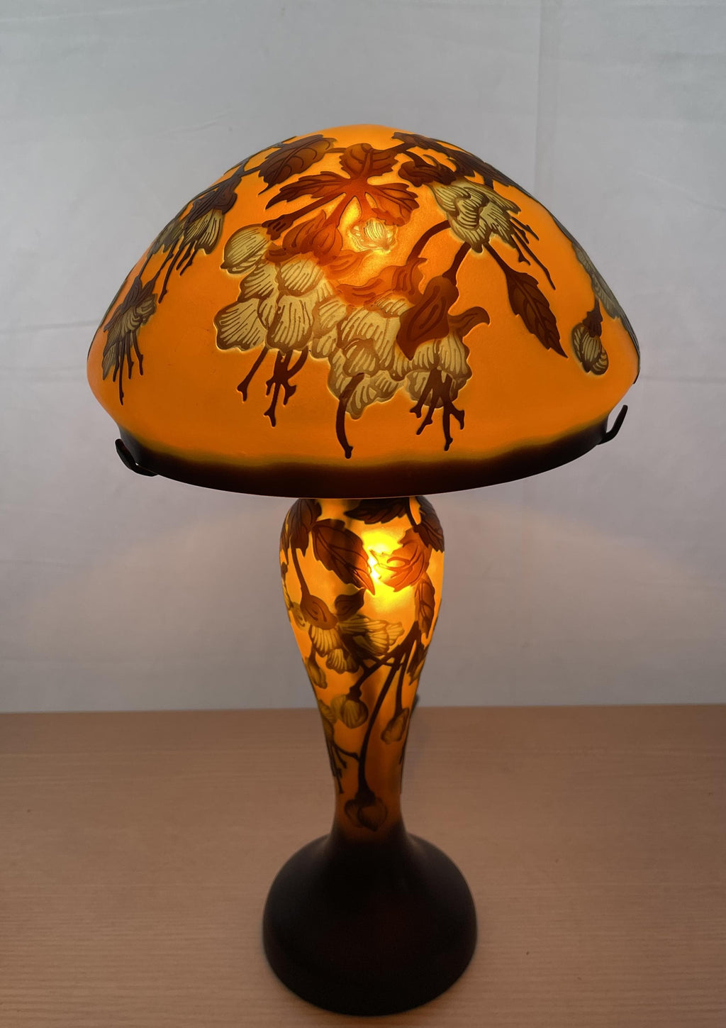 U2Antique Art Nouveau Stained Glass Table Lamp 10in Floral