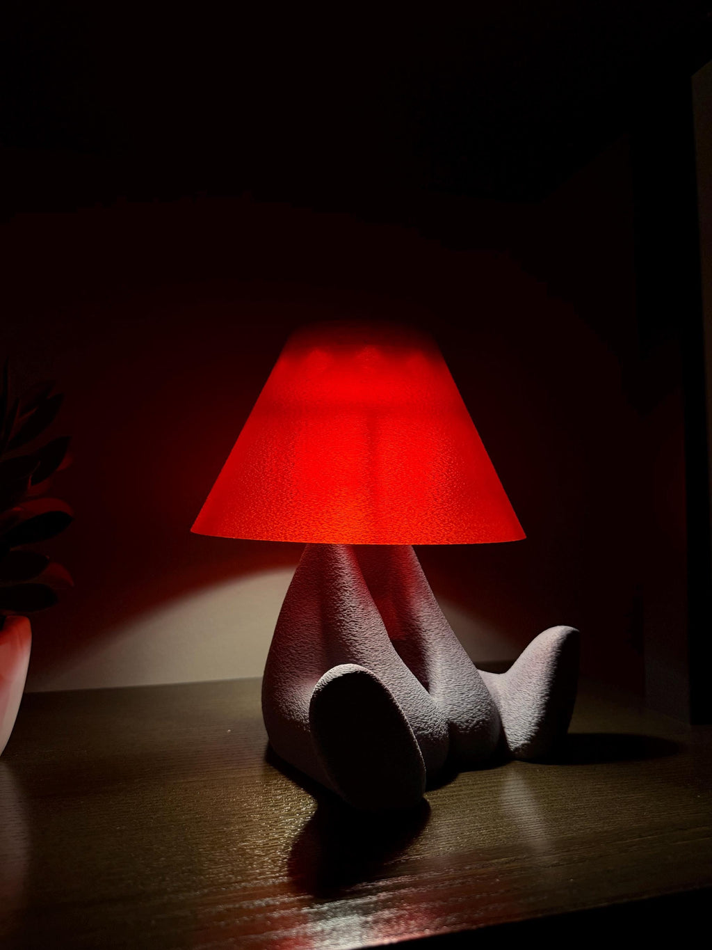 bostonhomestudio Shy Buddy Lamp Cordless Tap LED Night Light 9in