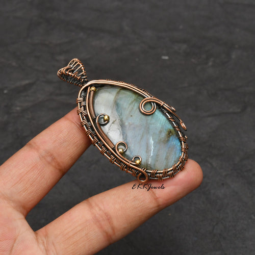 EkkJewels Handmade Copper Wire Wrapped Labradorite Pendant Necklace