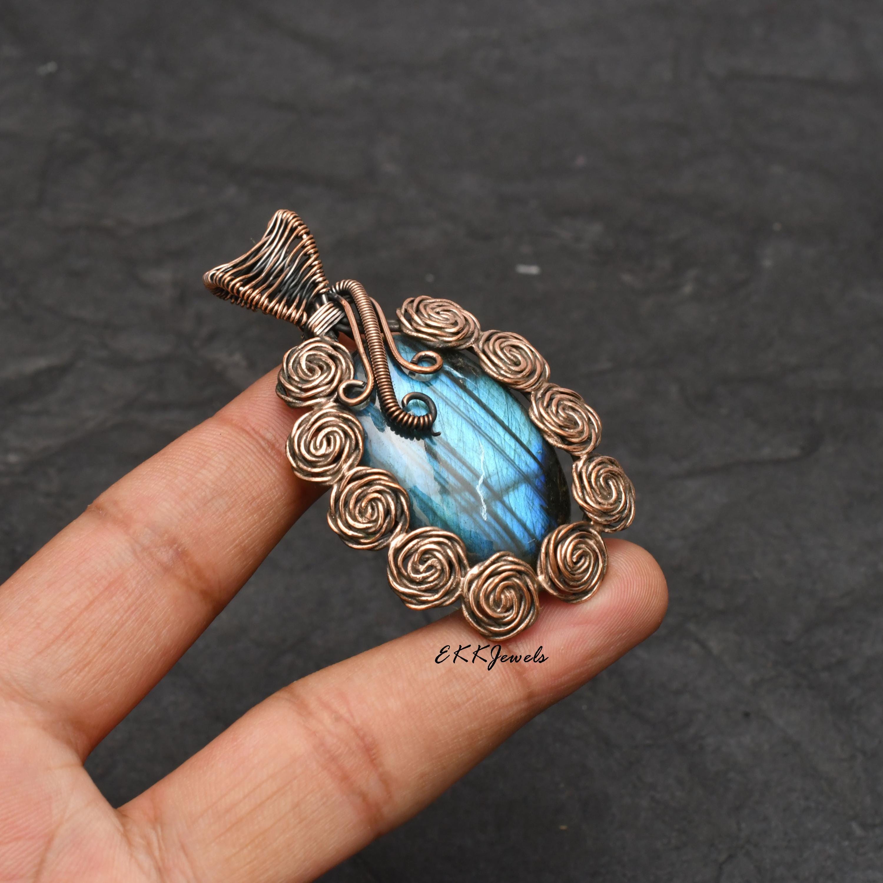 Handmade Copper Wire Wrapped Labradorite Pendant Necklace Jewelry