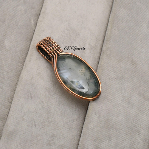 EkkJewels Handmade Prehnite Pendant Necklace Copper Wire Wrapped