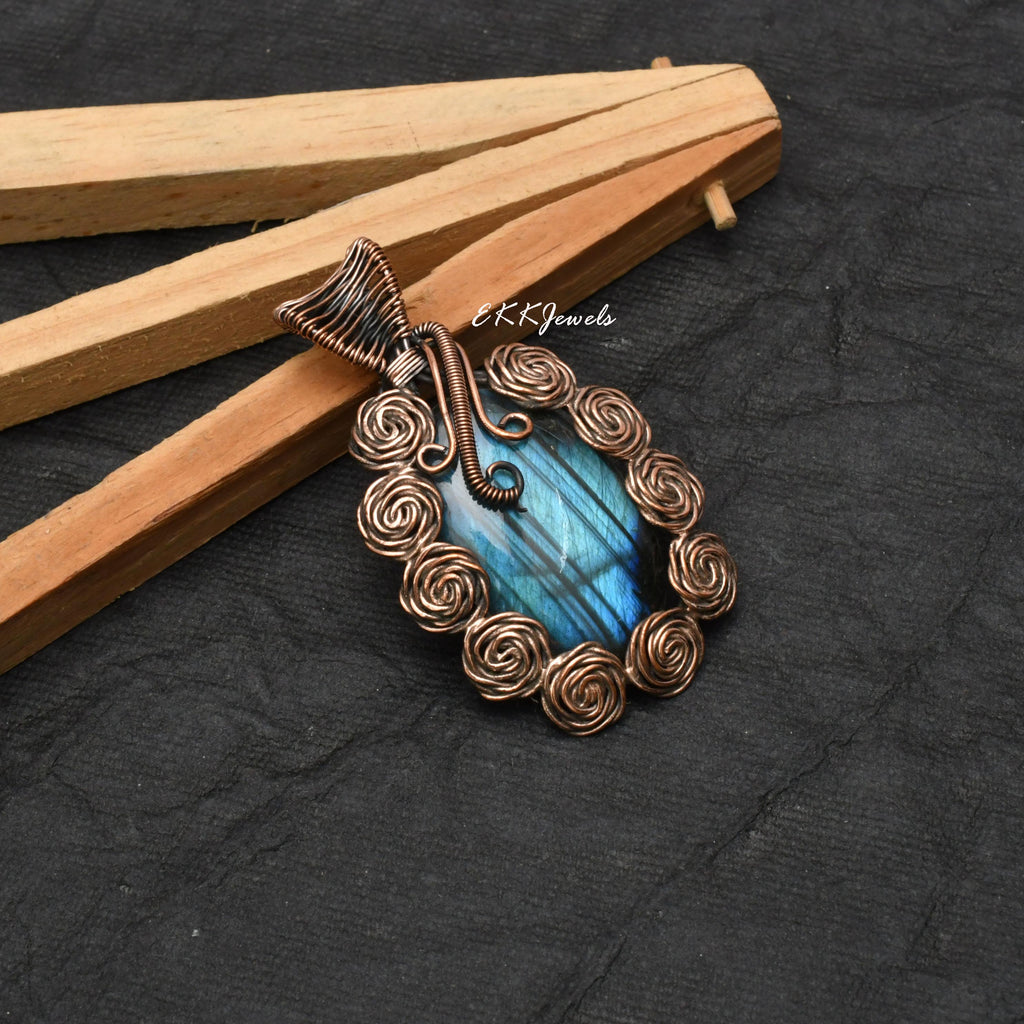 Handmade Copper Wire Wrapped Labradorite Pendant Necklace Jewelry